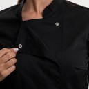 Détail de la fermeture de la veste de cuisine Unera à manches longues noire marque Robur