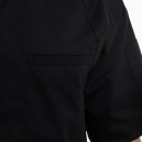 Détail de la poche poitrine de la veste de cuisine noire à manches courtes Basil LAFONT