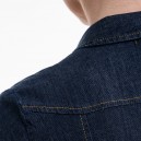 Détail de la broderie sur la veste en jean pour femme verveine robur