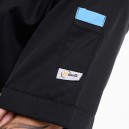 Détail de la poche stylo avec étiquette de la veste Manelli - gamme Dual noir et bleu