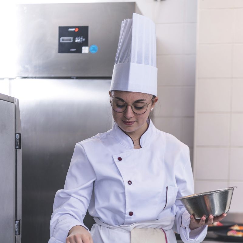 Comment bien choisir une toque de cuisine ?